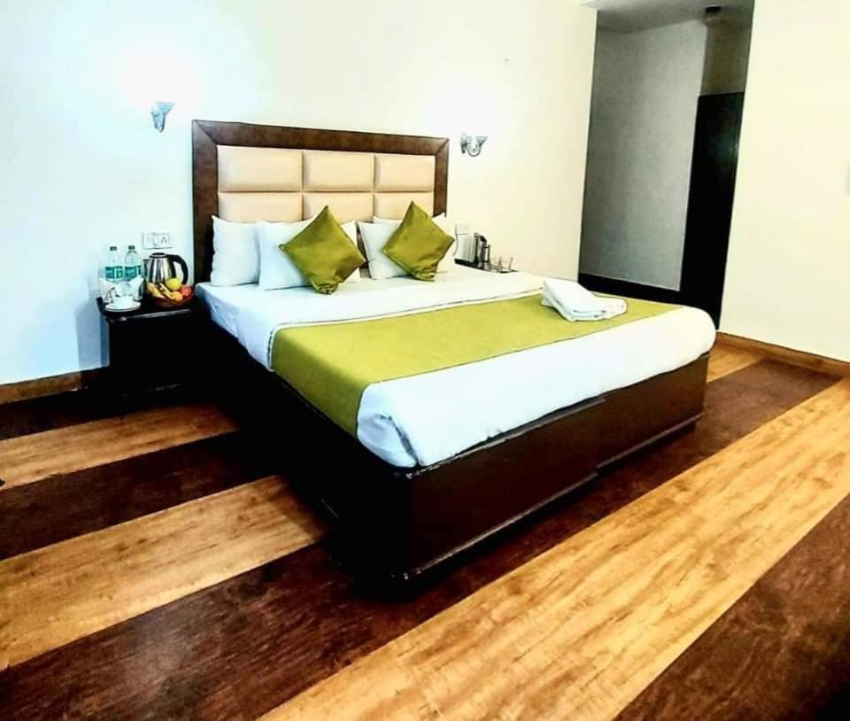 Hotel Kalinga Intercontinental Manali Экстерьер фото
